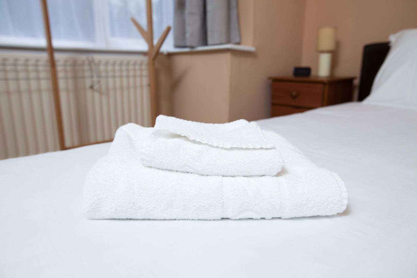 Guestready - Spacious 2Br Flat In Peaceful Hove Apartman Kültér fotó