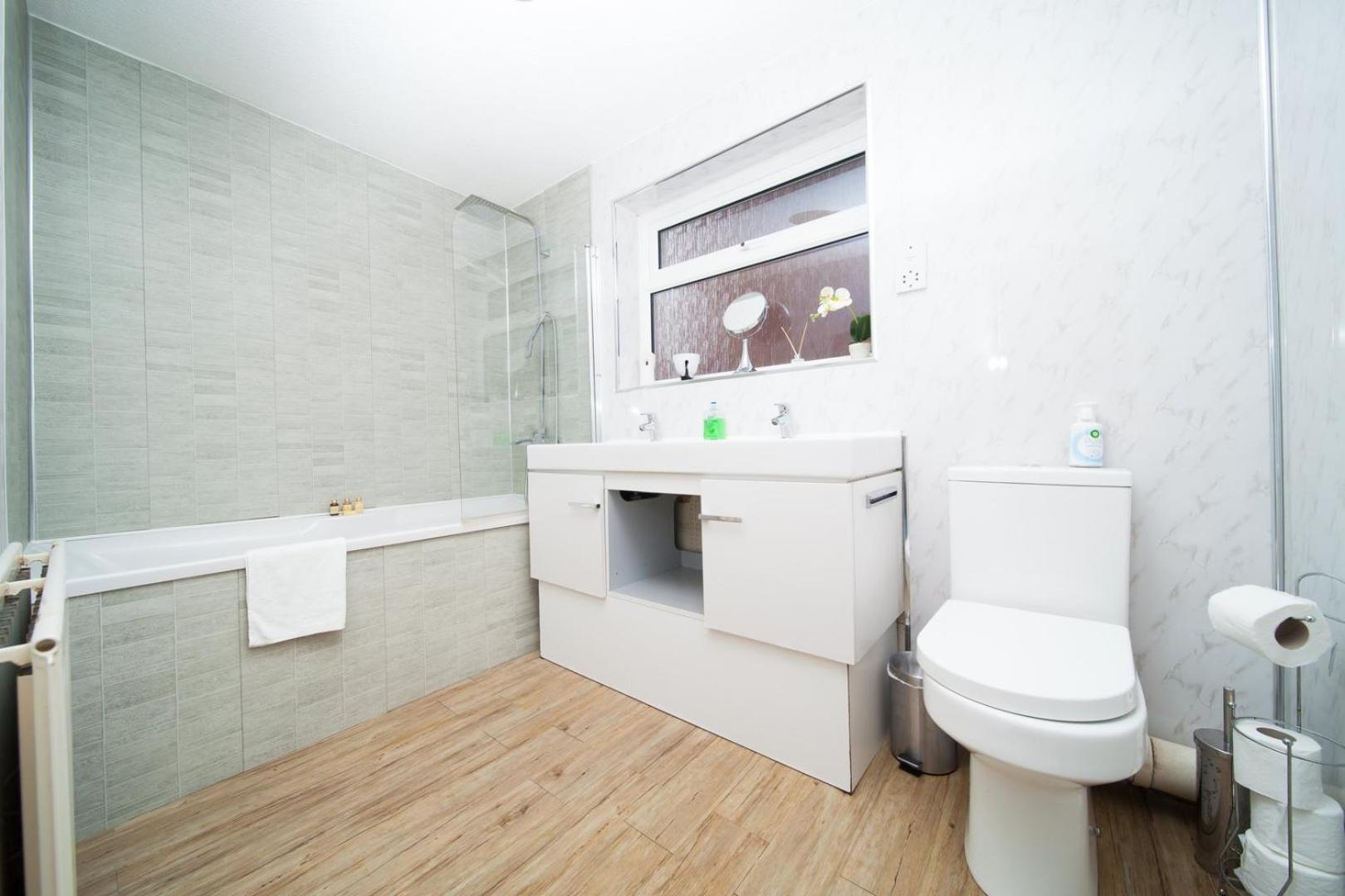 Guestready - Spacious 2Br Flat In Peaceful Hove Apartman Kültér fotó